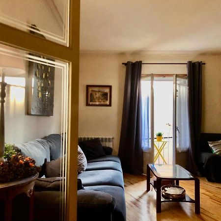 Maison Biscuit. Apartament A La Placa De La Vila 캄프로돈 외부 사진